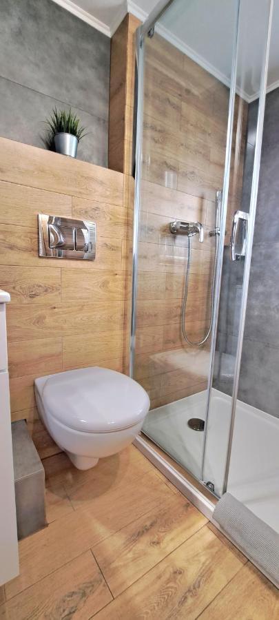 Pokoje I Apartamenty Na Szkolnej Zator Exterior photo